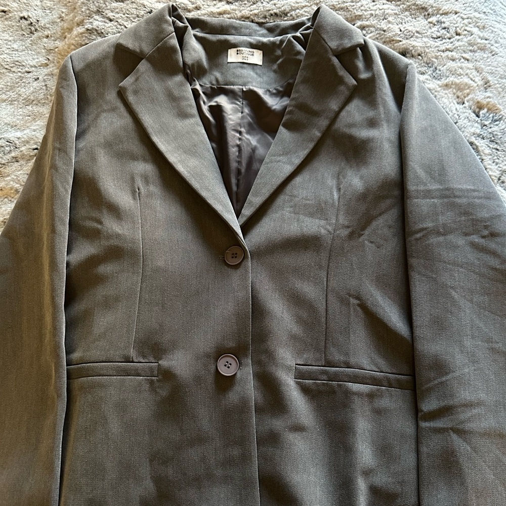 Beiginning Boutique oversized blazer in color Charcoal